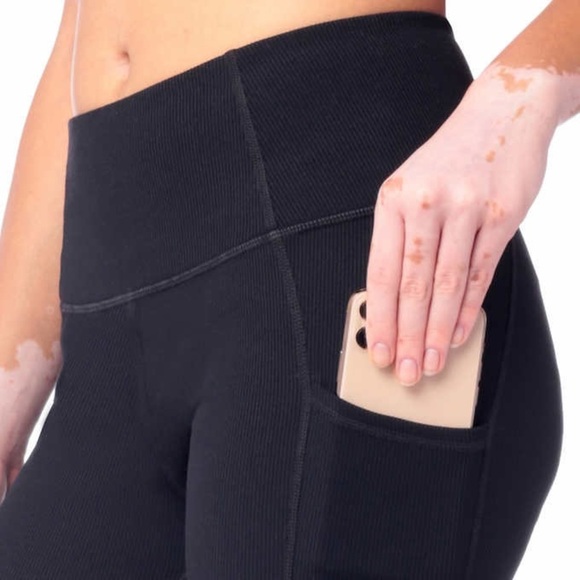 Lukka Lux Ladies' Ribbed Legging - Picture 3 of 5